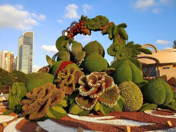 立體花環(huán)景觀